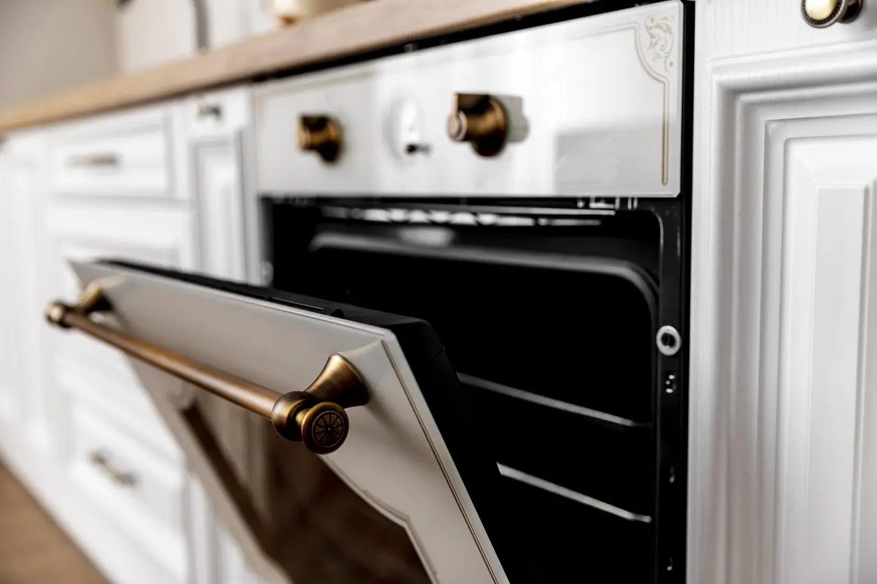 Come pulire le griglie del forno in modo facile ed efficace Immagine selezionata